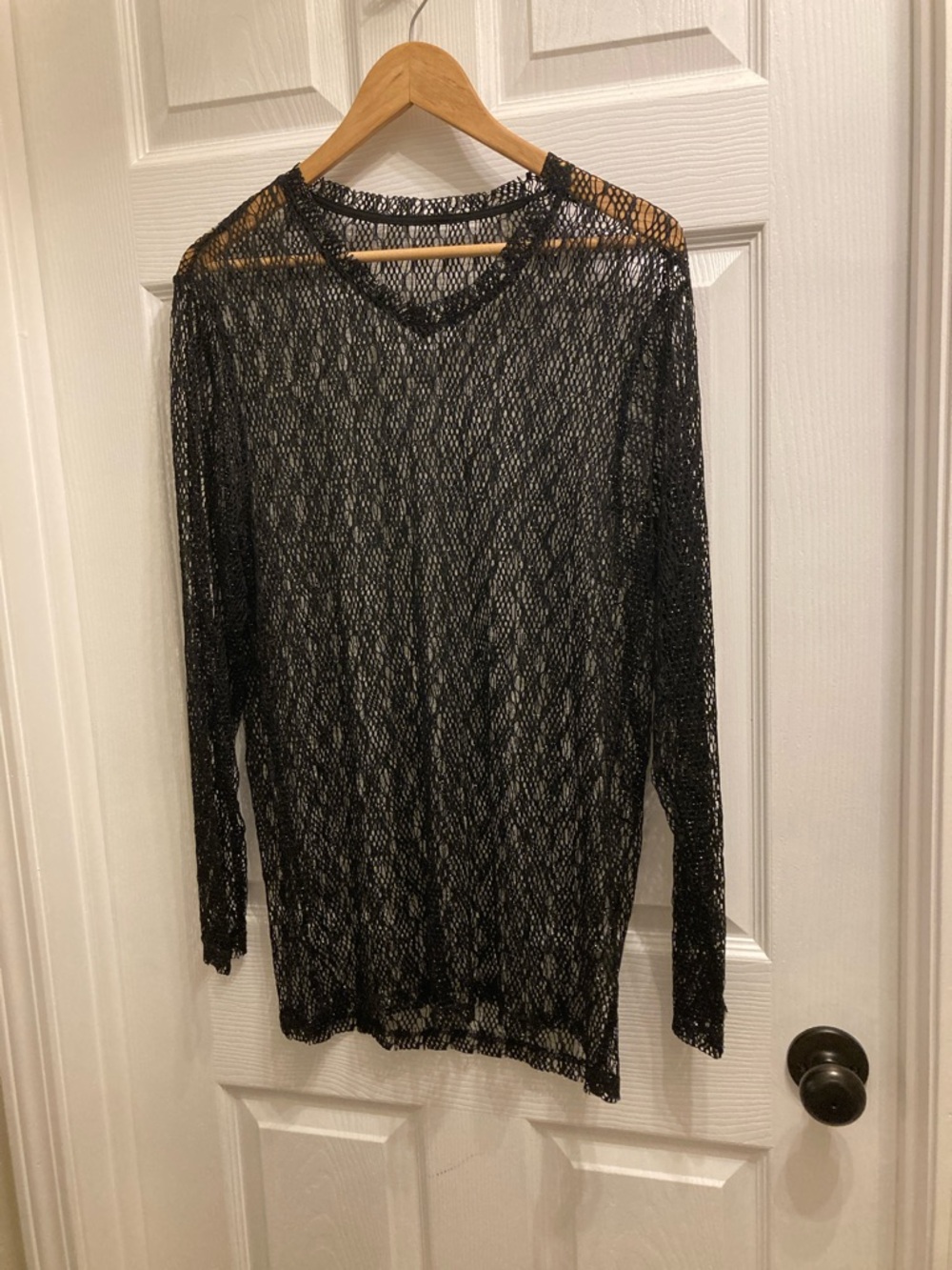Black sparkly Open Weave Long Sleeve Top NWOT size XXL